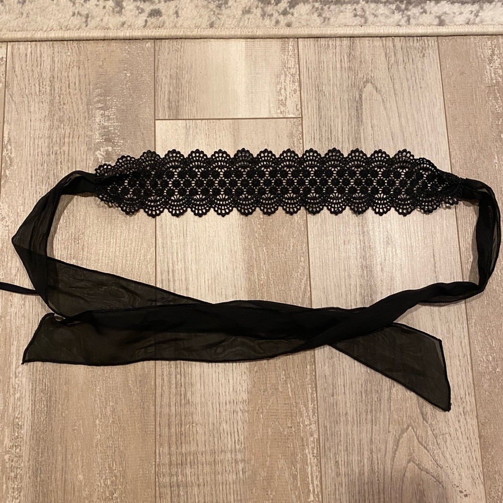 Lace head band